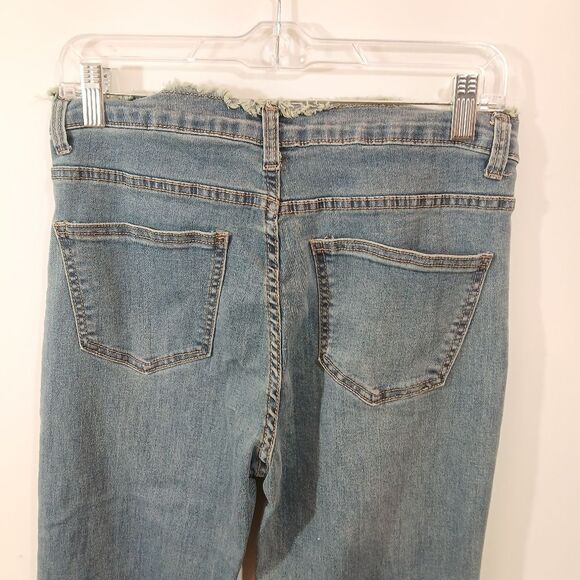 Bebe Wide Leg Frayed Stretch Jeans - Picture 7 of 11